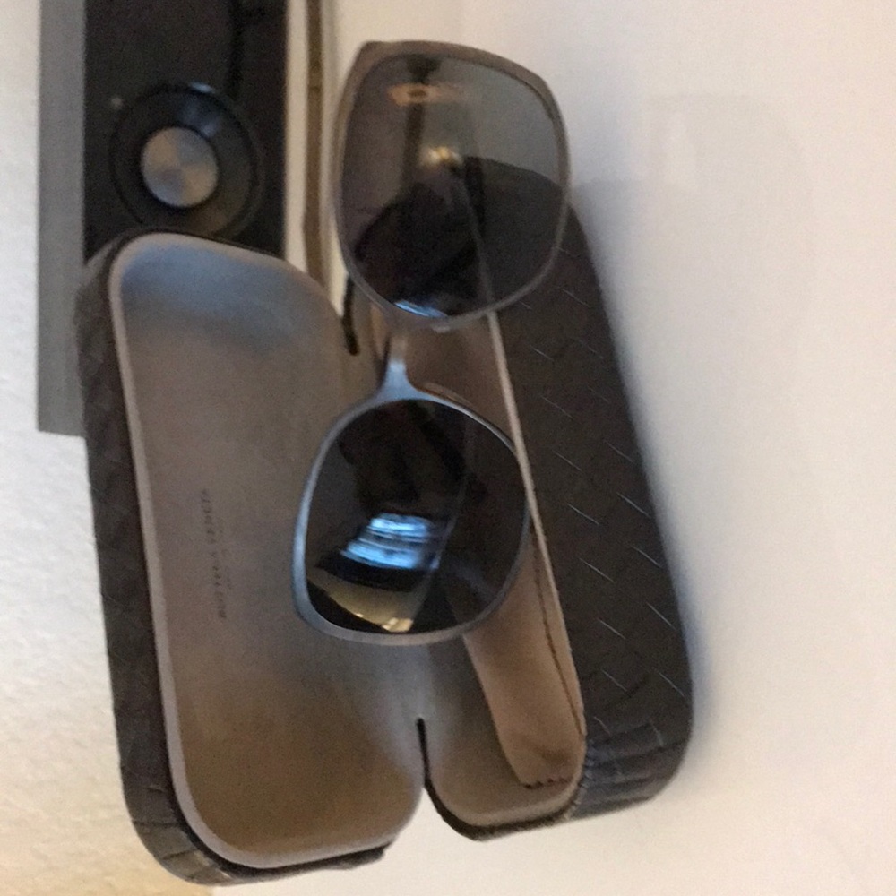 Sun glasses bottega veneta